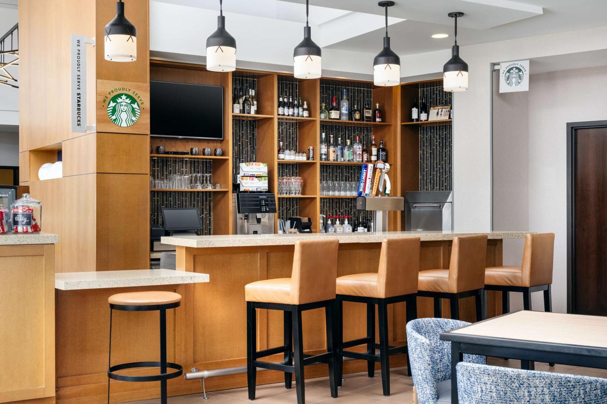 Hyatt Place Canton Lake Cable Bagian luar foto